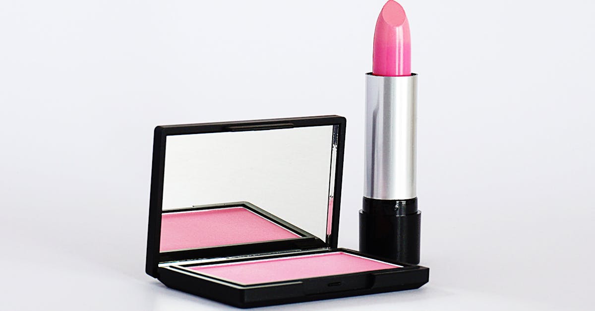 Long-Lasting Eyeliner: Secrets to All-Day Wear